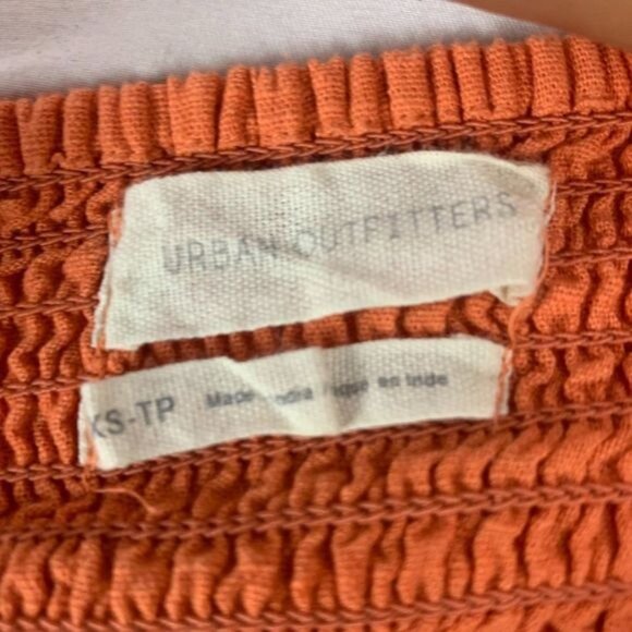 Urban Outfitters Rust Orange XS Puff Sleeve Smocked Back Crop Top 100% Cotton - Picture 2 of 10